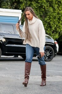 leona-lewis-out-in-west-hollywood-02-12-2020-4.jpg