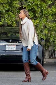 leona-lewis-out-in-west-hollywood-02-12-2020-5.jpg