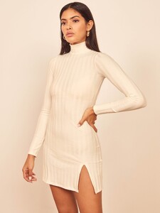 libra-dress-ivory-2.thumb.jpg.9d997abb8ae005fb624f6f0caab58be2.jpg