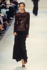loewe-fw-1999-5.thumb.jpg.5534ad6190ff3a1e85c91a44bcc29941.jpg