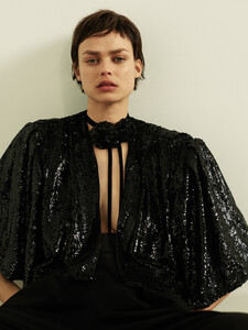magda-butrym-rtw-fall-2020-pfw-13.thumb.jpg.5dc4d07e021ef539c502844a4fa0a4db.jpg