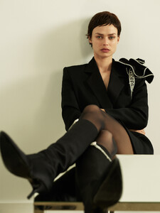 magda-butrym-rtw-fall-2020-pfw-14.thumb.jpg.f8950e8ea52761c5d556953a28bb0539.jpg