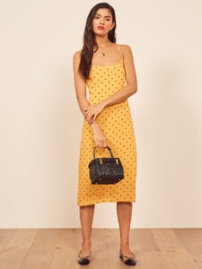 mariah-dress-australia-1.thumb.jpg.ea98dcb6fee8ecbba408e7f9b9be8436.jpg