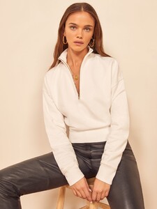 marla-zip-sweatshirt-vintage_white-3.thumb.jpg.a41055dbbc904bddcbb399647dd5c859.jpg