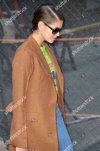 michael-kors-show-arrivals-fall-winter-2020-new-york-fashion-week-usa-shutterstock-editorial-10555008z.thumb.jpg.12fe104397a8714ca3ea111a8446cdf7.jpg