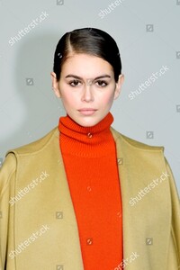 michael-kors-show-backstage-fall-winter-2020-new-york-fashion-week-usa-shutterstock-editorial-10554210k.thumb.jpg.bfee7dd5a12f9bb1836fcdfc2cb74ed1.jpg