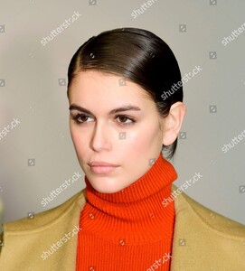 michael-kors-show-backstage-fall-winter-2020-new-york-fashion-week-usa-shutterstock-editorial-10554210w.thumb.jpg.93f5912a1bad8e007d3dd376df863254.jpg