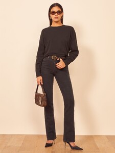 miley-oversized-long-sleeve-tee-black-2.thumb.jpg.806ede4427127c6c276e55c73c7fe143.jpg