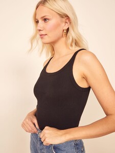 milly-tank-top-black-1.thumb.jpg.0005f8f25c60aa91c9ae483223ee3c06.jpg