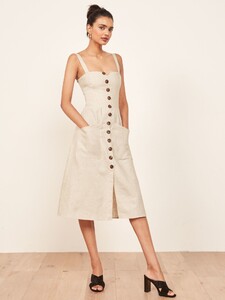 norma-dress-sand-1.thumb.jpg.ce12ac87363a3f0a2071fcc6e9c21717.jpg