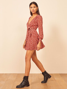 offset-dress-francesca-2.thumb.jpg.8c74e53c2172ddee6c473884b4e0a877.jpg