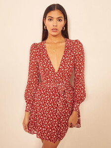 offset-dress-francesca-5.thumb.jpg.f40a74b9e0a3e9d007b6a995217368eb.jpg