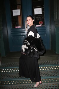 olivia-palermo-rtw-collection-launch-cocktail-party-in-nyc-02-12-2020-7.jpg