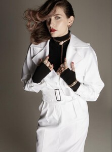 paris-jackson-l-officiel-magazine-italy-no32-february-2020-2.jpg
