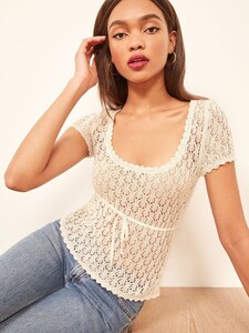 polka-top-ivory-1.thumb.jpg.bfd44e929926885f38fa458e91b7cd9b.jpg