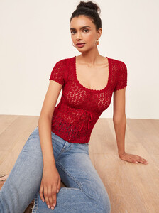 polka-top-lipstick-3.thumb.jpg.74e665acec700cce32cc4dee71fbe157.jpg