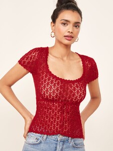 polka-top-lipstick-4.thumb.jpg.b3d1fc1fd9c9a7ddc462cddb7d03b0dd.jpg