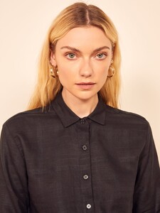 preston-top-black-2.thumb.jpg.37b40d65528d8d956aa0e60741d3848b.jpg