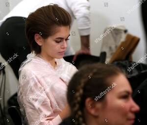 proenza-schouler-show-backstage-fall-winter-2020-new-york-fashion-week-usa-shutterstock-editorial-10552652h.thumb.jpg.ebaa05cbbacbaf8dc684ef8f0467778e.jpg