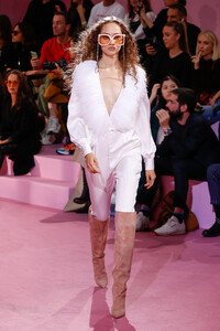 ralph-russo-rtw-spring-2020-paris-fashion-week-pfw007-1.thumb.jpg.ec5535add5fc4172681fd25227dd5c6f.jpg