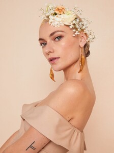 redford-dress-champagne-3.thumb.jpg.eea149a2c3895d504d218f8c07890a03.jpg