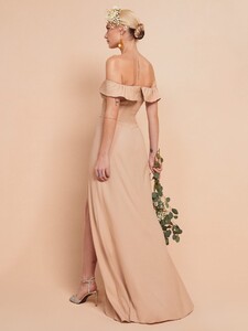 redford-dress-champagne-5.thumb.jpg.3037ab702430c13f706490dca54e979b.jpg