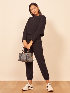 rikki-two-piece-black-1.thumb.jpg.2eb6f525f487767a650a76568732c2df.jpg