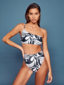 riviera-bikini-bottom-navy_persephone-3.thumb.jpg.821491145022e82bfdc1208f75236bff.jpg
