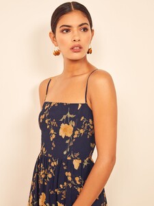 rosehip-dress-bernadette-2.thumb.jpg.294d34c83508351e6eece71aadd9fca5.jpg