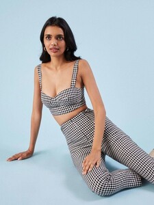 saldana-two-piece-april_check-1.thumb.jpg.2660107c9fb2ac706a9087cb7d7b3566.jpg