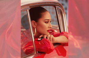 shay_cacharel_loreal_20_2650_4x5-1.thumb.jpg.5ad19d93dd2493881399a05cad57f7e3.jpg