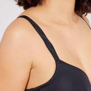 soutien-gorge-emboitant-moule-sans-complexe-noir-lingerie-du-s-au-xxl-wi798_1_zc4.jpg