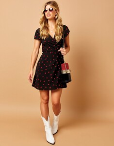 teagan-dress-s201d1-hrts-3_1800x.thumb.jpg.f645512641fa4d7245fb14d6791d3e28.jpg