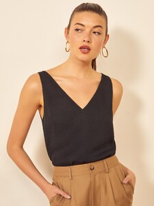 tessa-top-black-4.thumb.jpg.3ec3f4fef2870c099cd848423e3101a9.jpg