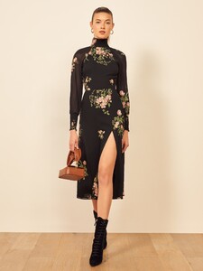 valentin-dress-crystal-5.thumb.jpg.1428c737e36c3a4821f7d2422fb8dd00.jpg