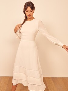 valerie-dress-ivory-1.thumb.jpg.d092a9d343c58a9f34299a7a3dde44fe.jpg