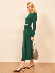 vienna-two-piece-emerald-1.thumb.jpg.38d1706378af1ceb899d9d04a48d12cd.jpg