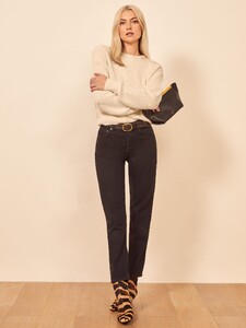 winnie-sweater-cream-4.thumb.jpg.44085f1408441d1ae9fa248d0f0b2b9a.jpg