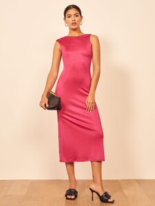 zayn-dress-rev-4.thumb.jpg.6585b0ec80ff055d4d8c093beac08a8d.jpg