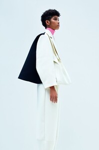 00007-nina-ricci-resort-204e145962c8dc14db3ccd2c9a4383e92c_thumb.jpg