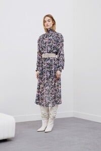 00012-IRO-FALL-20-RTW.thumb.jpg.07453bdf2c845f953a656178fb355913.jpg