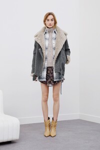 00015-IRO-FALL-20-RTW.thumb.jpg.4f055c354a1de7cc9dc46de28a412109.jpg