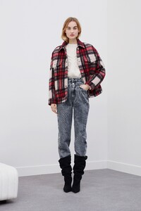 00017-IRO-FALL-20-RTW.thumb.jpg.ea39dd2b8270a57f5663d45bbc646b65.jpg