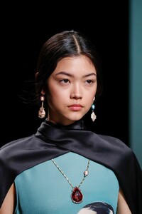 00093-ports-1961-DETAILS-fall-20-RTW.thumb.jpg.6fb1e93a9a5622753804796568fee057.jpg