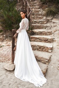 012-linea-raffaelli-bridal-2018-boholove-set-31-8f25303cc96f23c1a4f9d95ecb9a9206.jpg