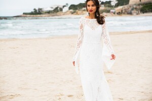 045-lineamore-bridal-2018-venice-beach-set-437-95ba458487d520a9727de2e31e786d69.jpg