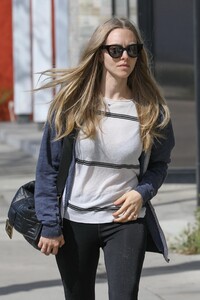         sey060320BZNimage116.jpg