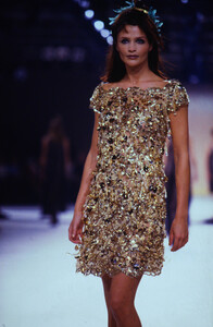 1215954585_chanel-fw-1996(10).thumb.jpg.5d607ebde0977ef5eadb560474536631.jpg