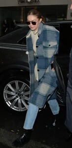         gig010320BZNimage102.jpg
