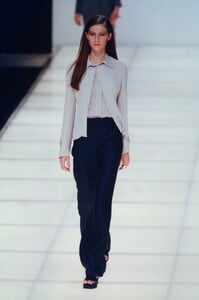 1477601205_emporio-armani-ss-1998(2).thumb.jpg.74e9ee98cdf8b6efc19da3484a0cabba.jpg